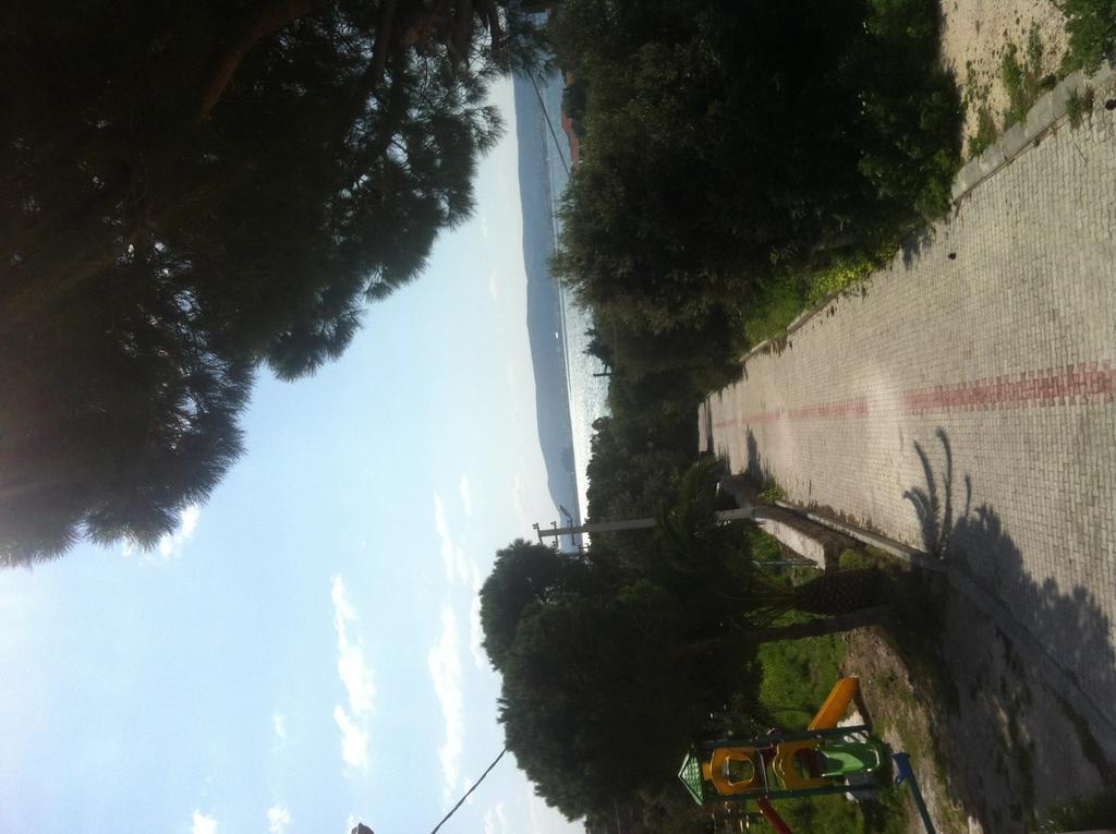 Pasalimani Hotel Çeşme Exterior foto